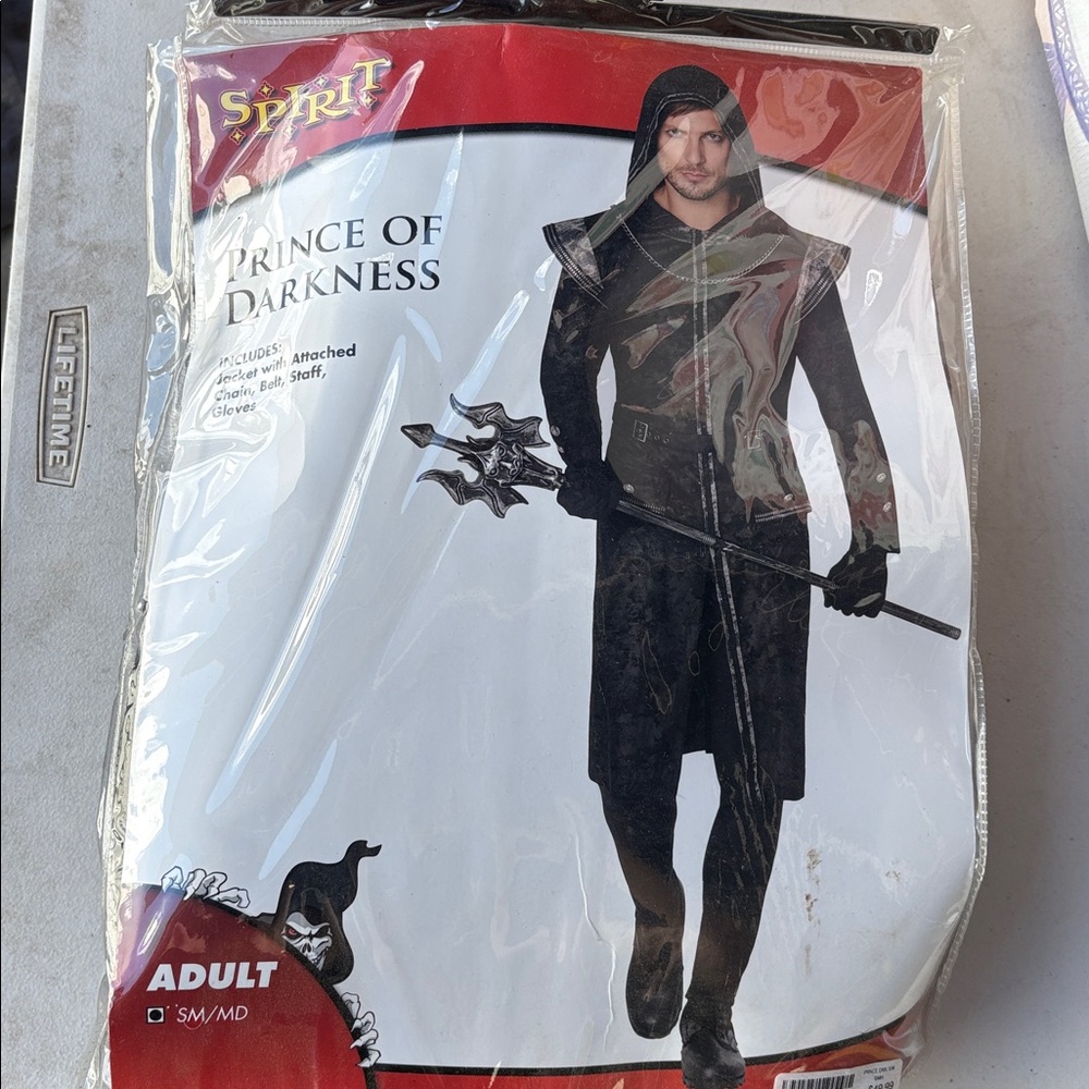 Brand new Spirit Prince of Darkness Costume - Black